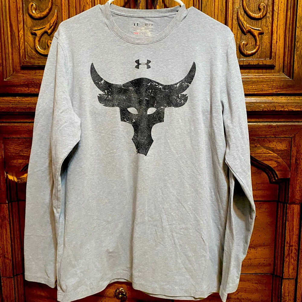 Under Armour Long Sleeve tee